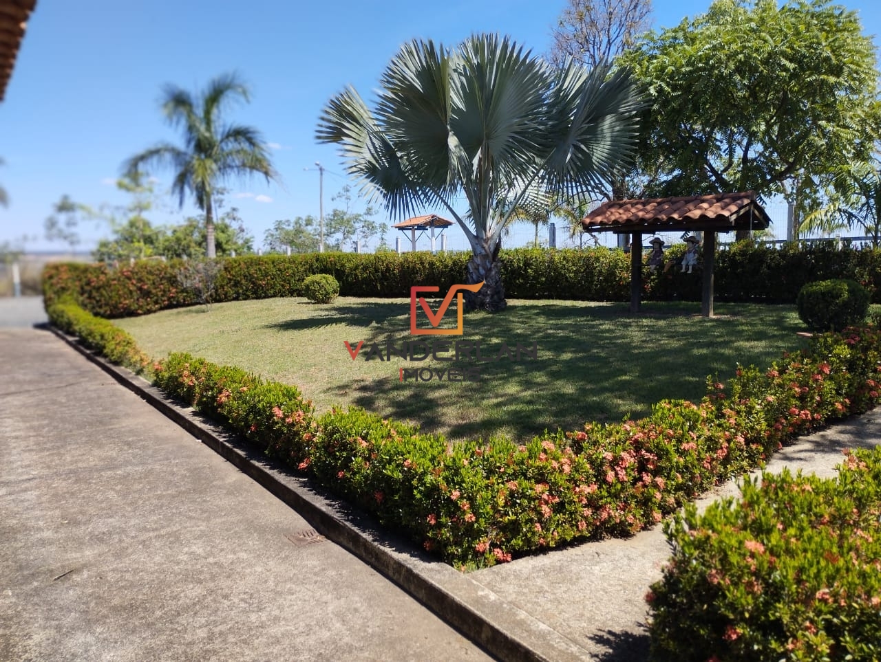 Fazenda à venda com 4 quartos - Abaetezinho,Abaeté