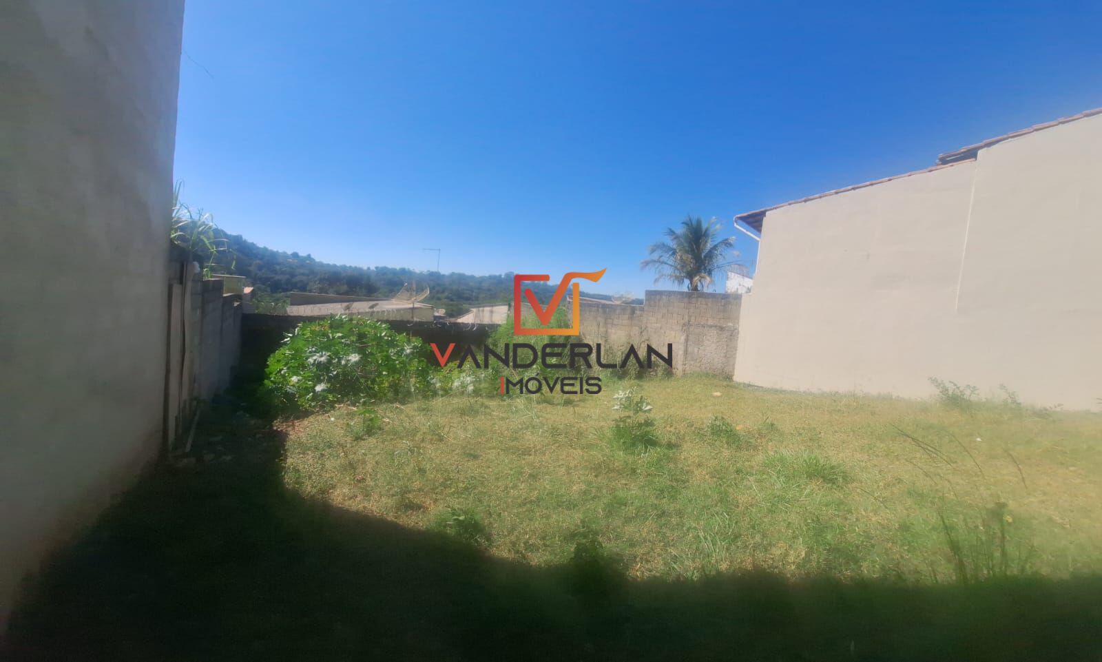 Excelente  Lote - Vanderlan Imóveis