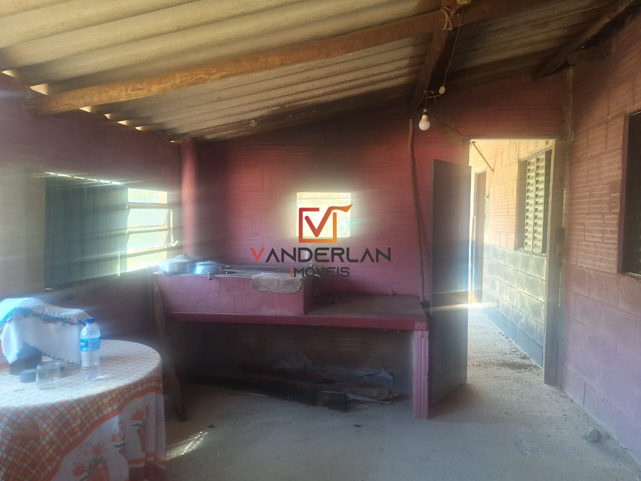 Linda Chácara - Vanderlan Imóveis