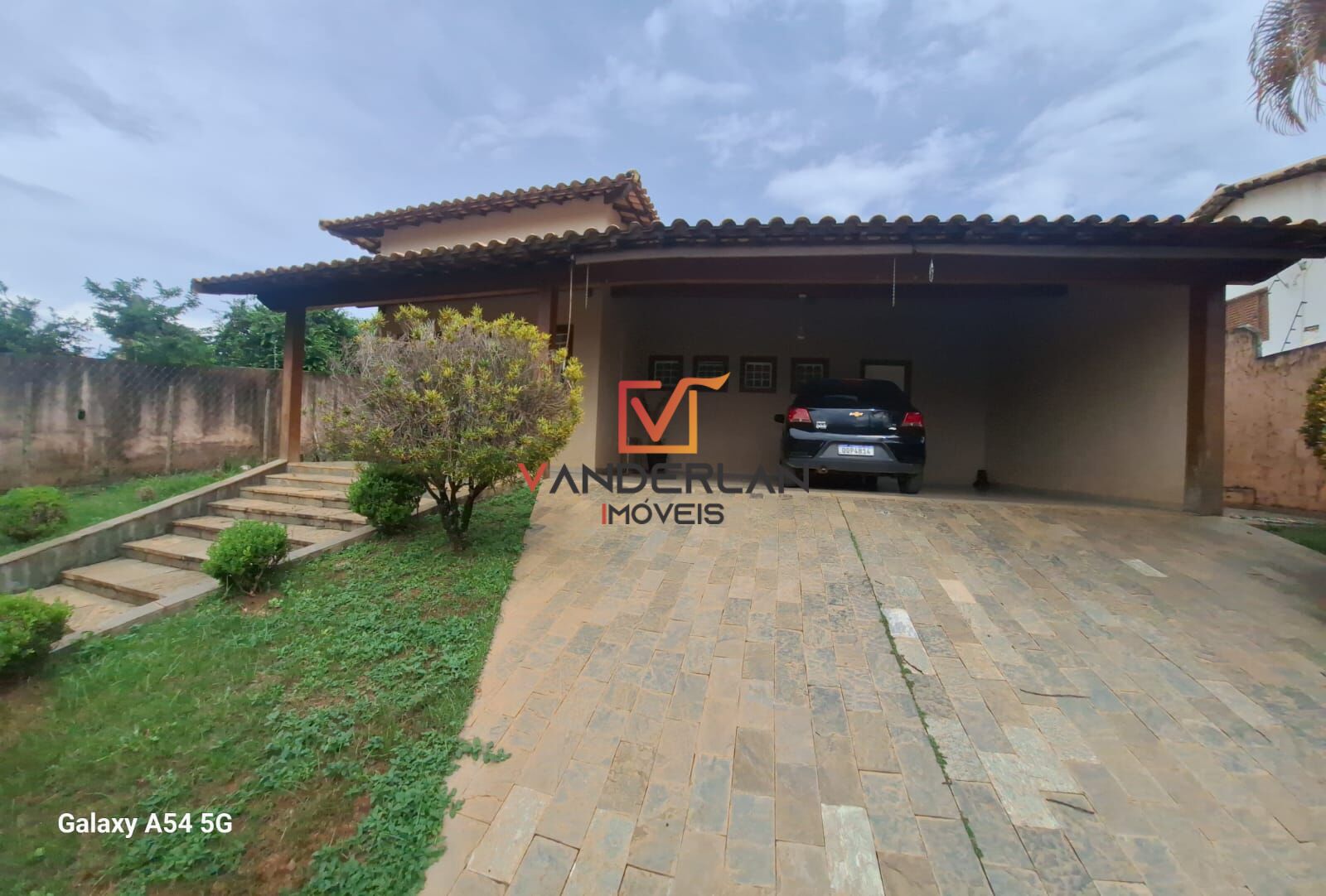 Casa à venda com 4 quartos - Maria Cândida,Pedro Leopoldo