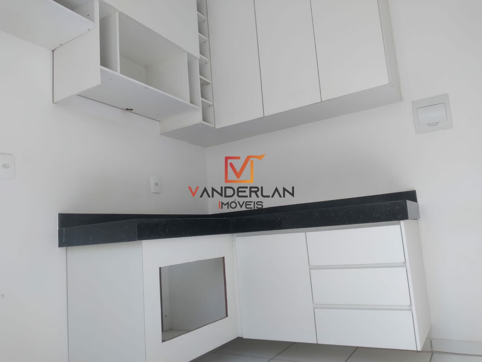  - Vanderlan Imóveis