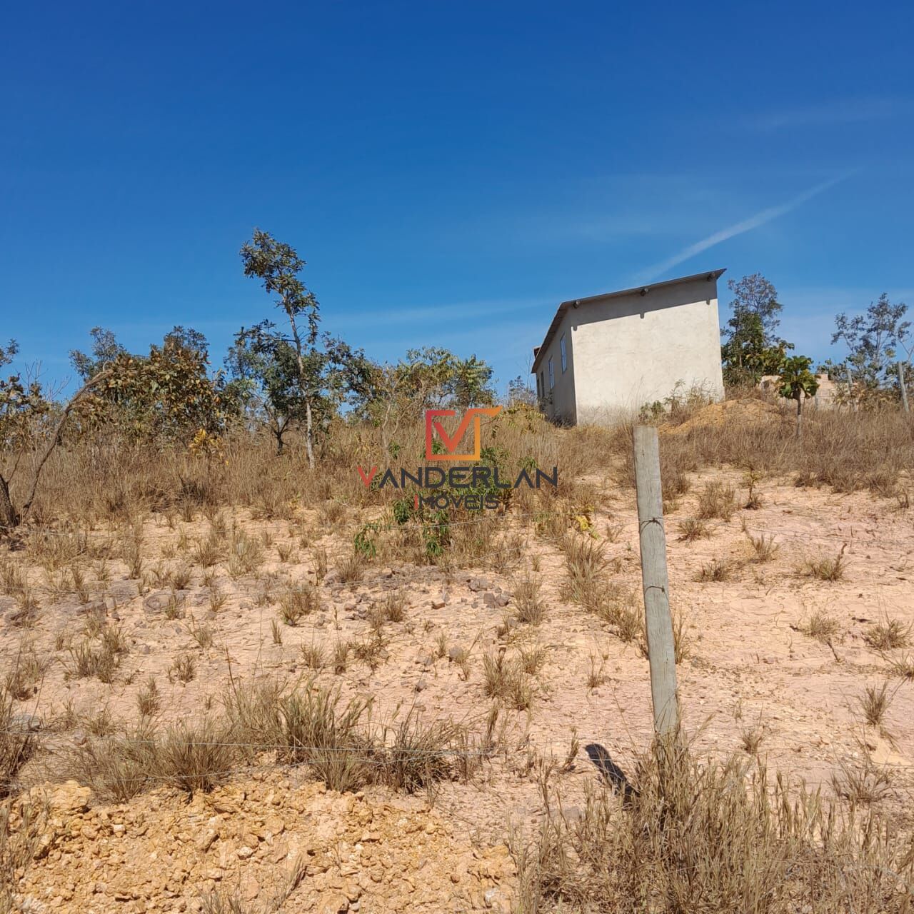  - Vanderlan Imóveis