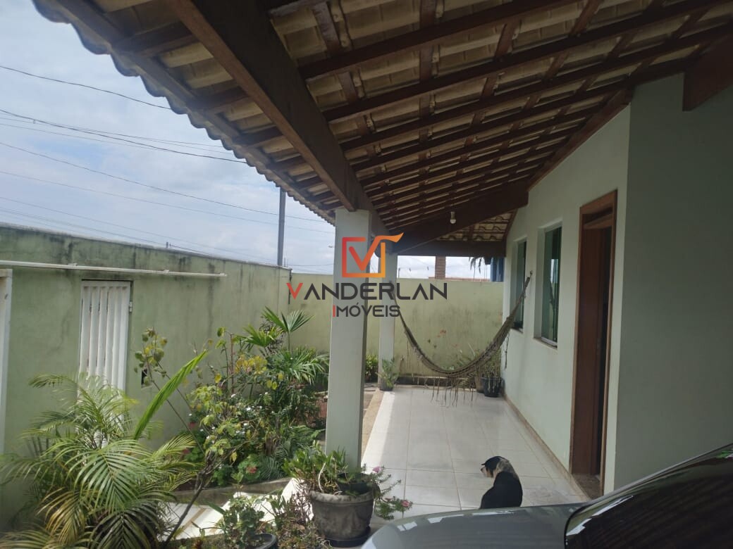 Casa à venda com 3 quartos - Felipe Claudio de Sales,Pedro Leopoldo