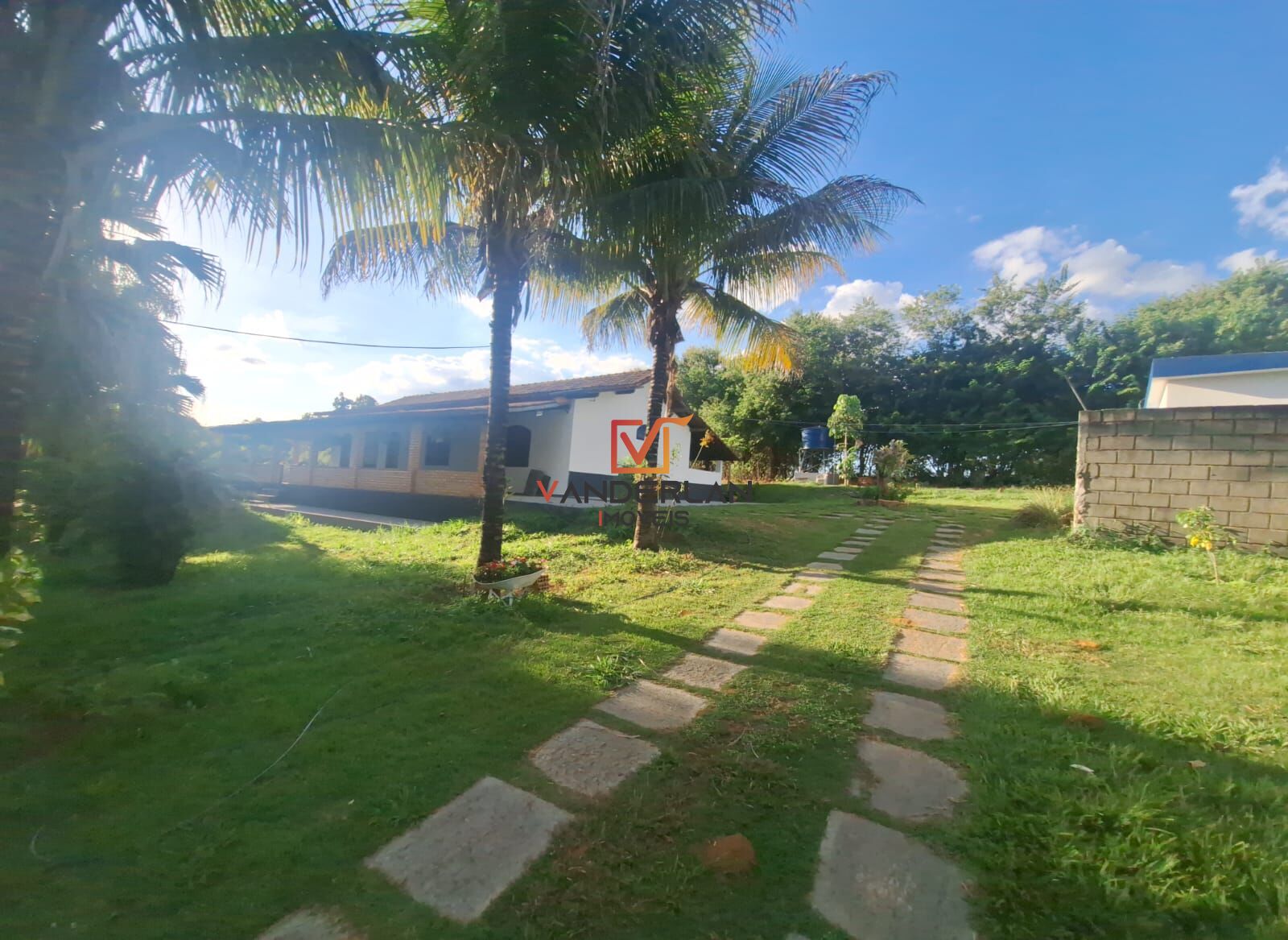 Sítio à venda com 3 quartos - Lagoa de Santo Antonio,Pedro Leopoldo