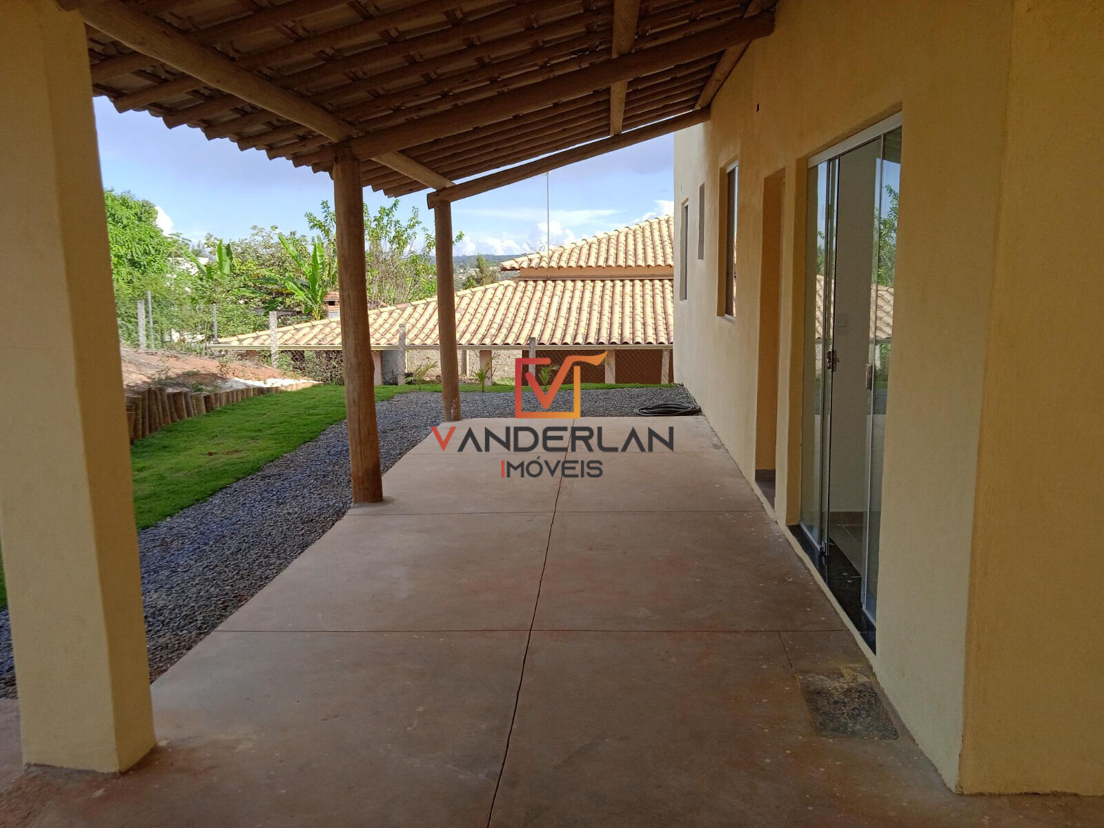  - Vanderlan Imóveis