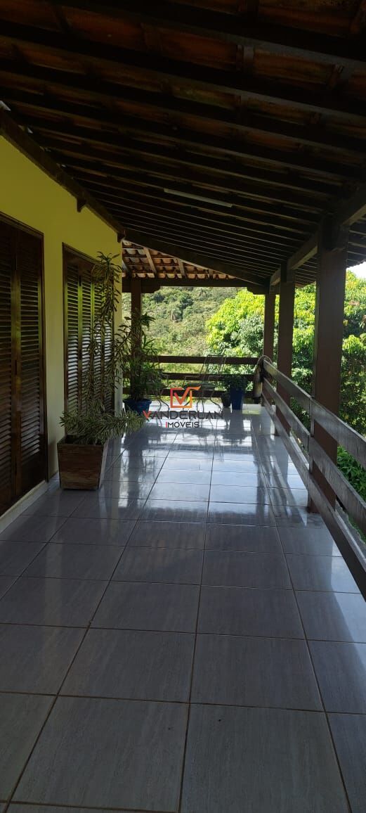 Sítio à venda com 3 quartos - Centro,Capim Branco