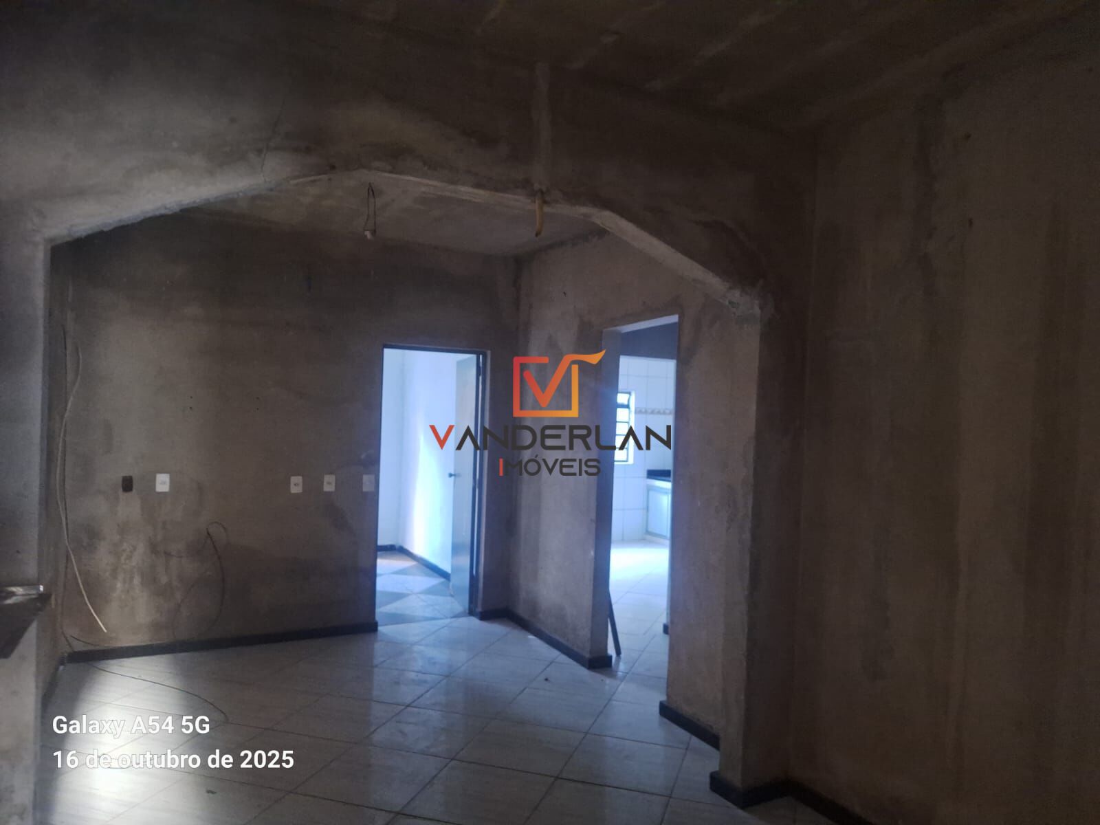 Casa à venda com 3 quartos - Teotonio Batista De Freitas,Pedro Leopoldo