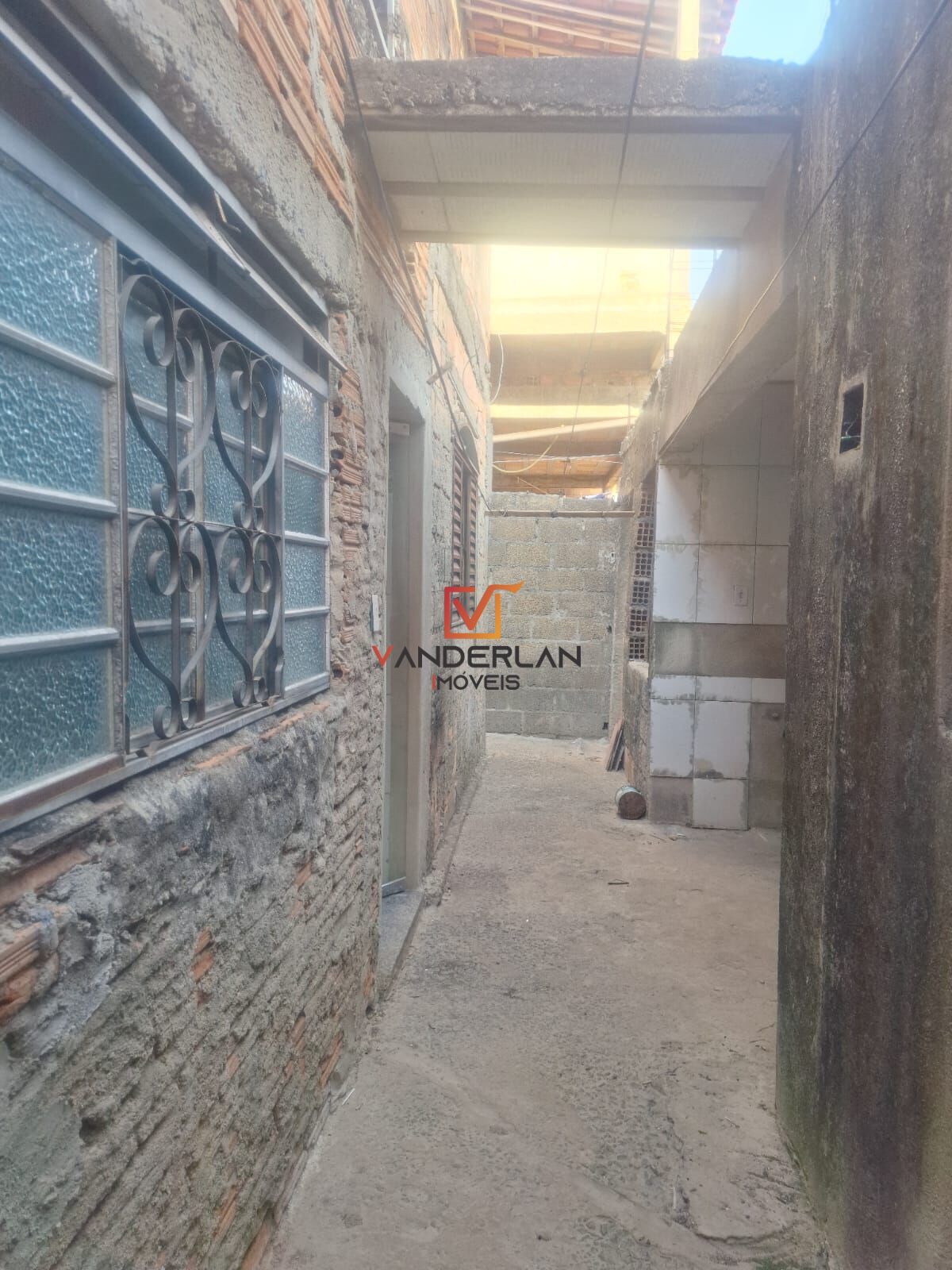  - Vanderlan Imóveis