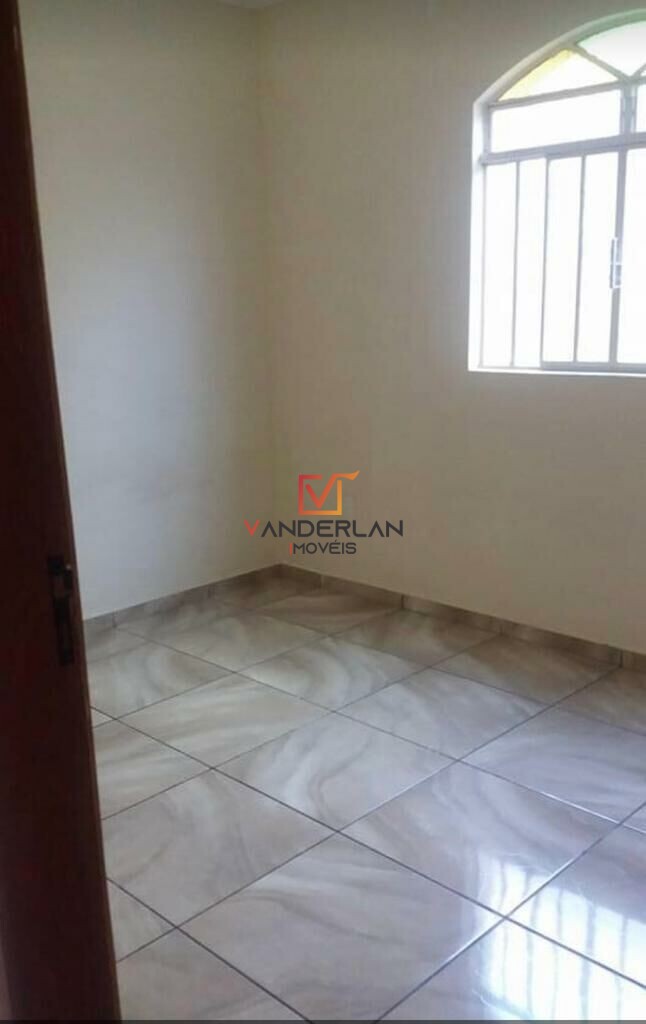 Casa à venda com 4 quartos - Felipe Claudio de Sales,Pedro Leopoldo