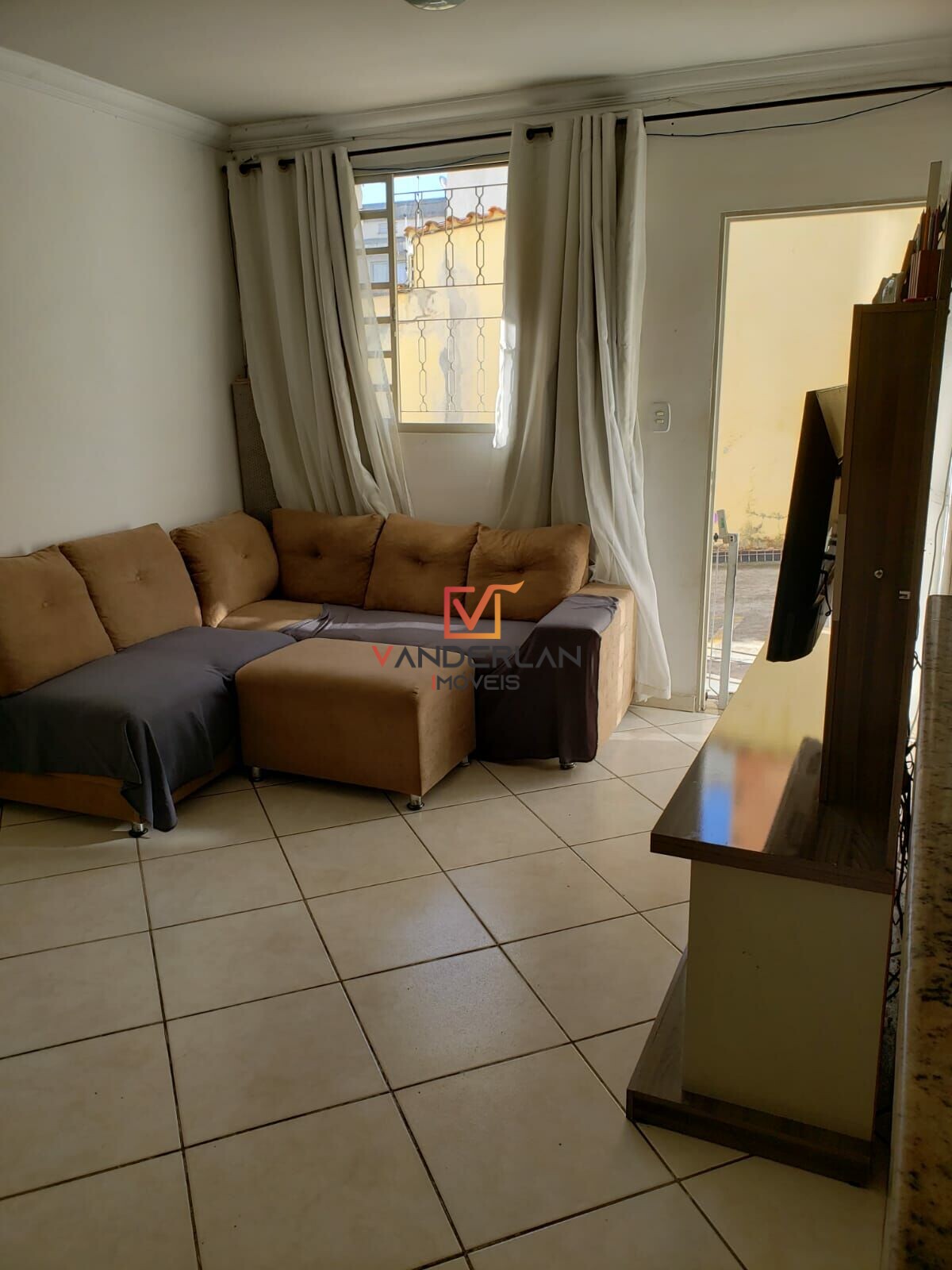  - Vanderlan Imóveis