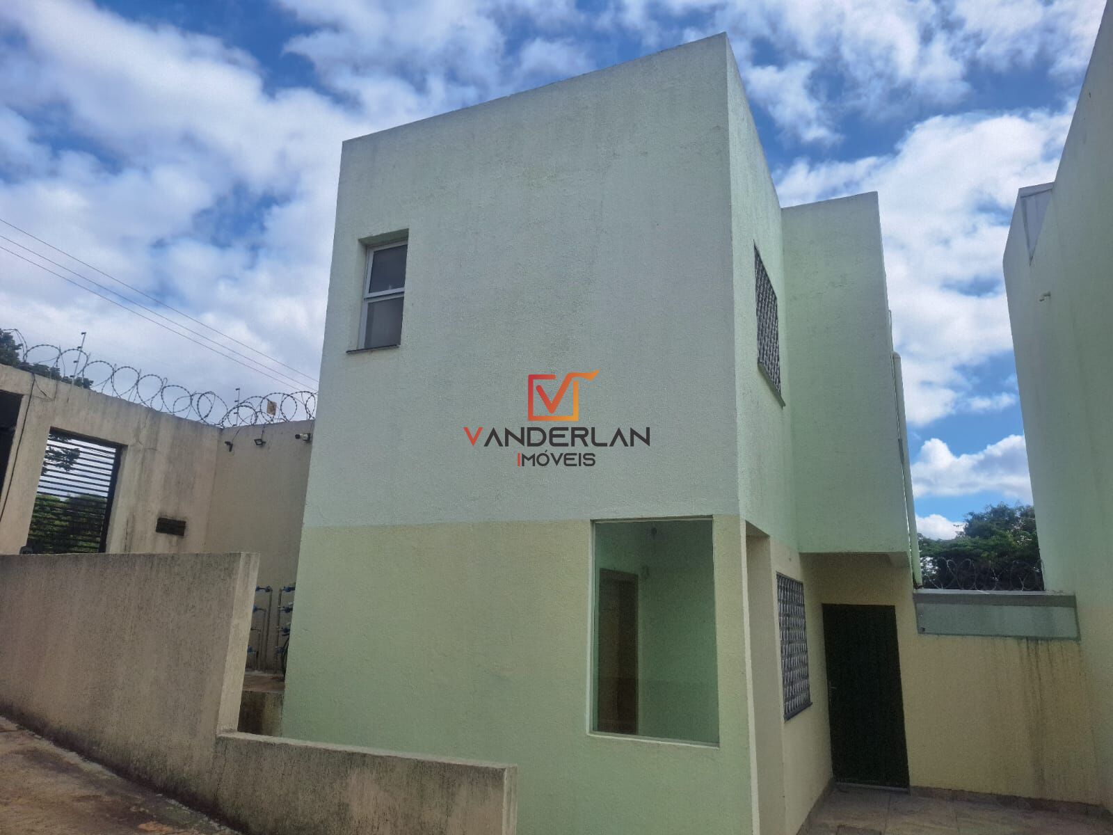 Casa à venda com 2 quartos - Novo Campinho,Pedro Leopoldo