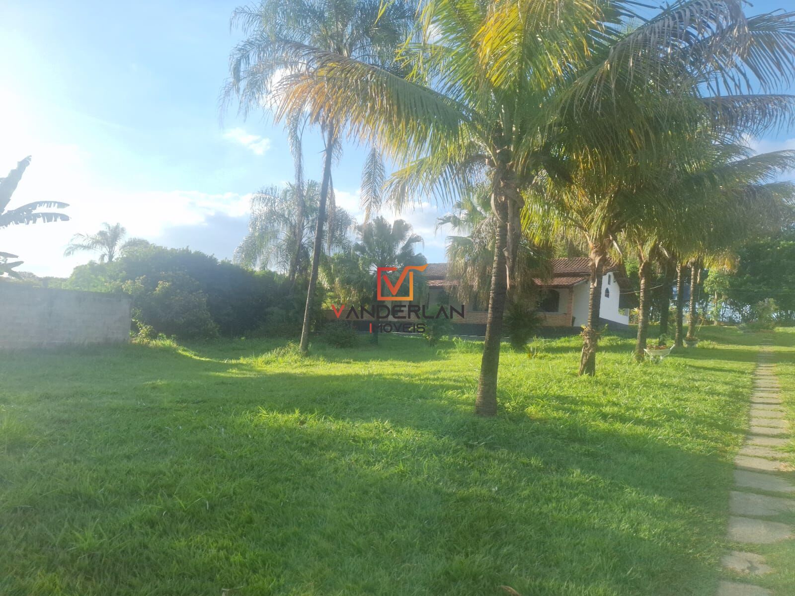 Sítio à venda com 3 quartos - Lagoa de Santo Antonio,Pedro Leopoldo