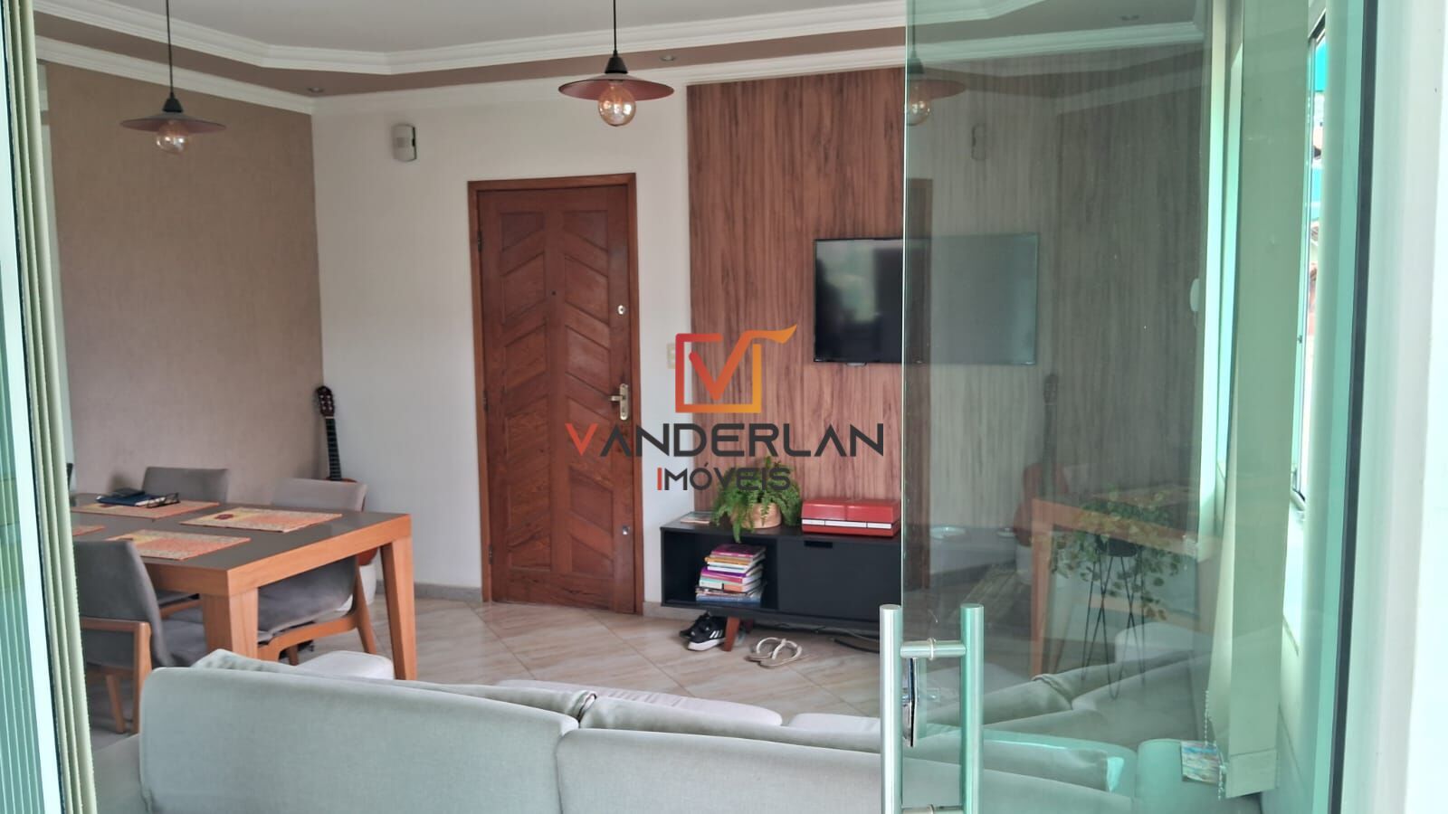 Apartamento à venda com 2 quartos - Centro,Confins