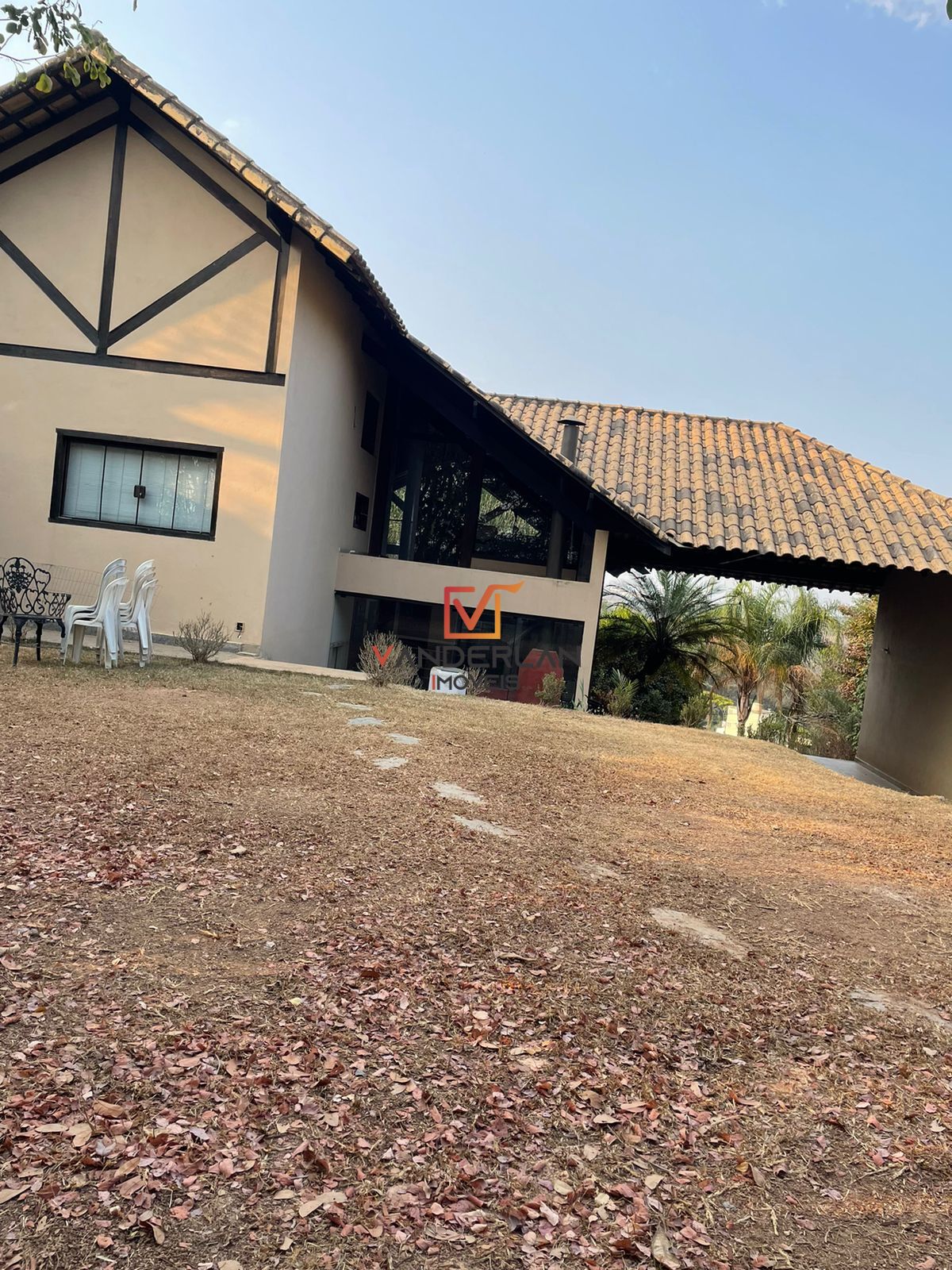  - Vanderlan Imóveis