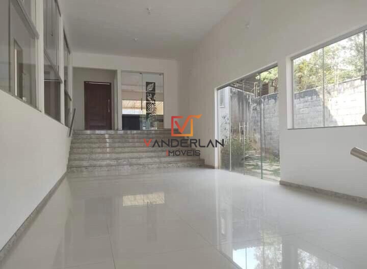 Casa à venda com 3 quartos - Maria Cândida,Pedro Leopoldo