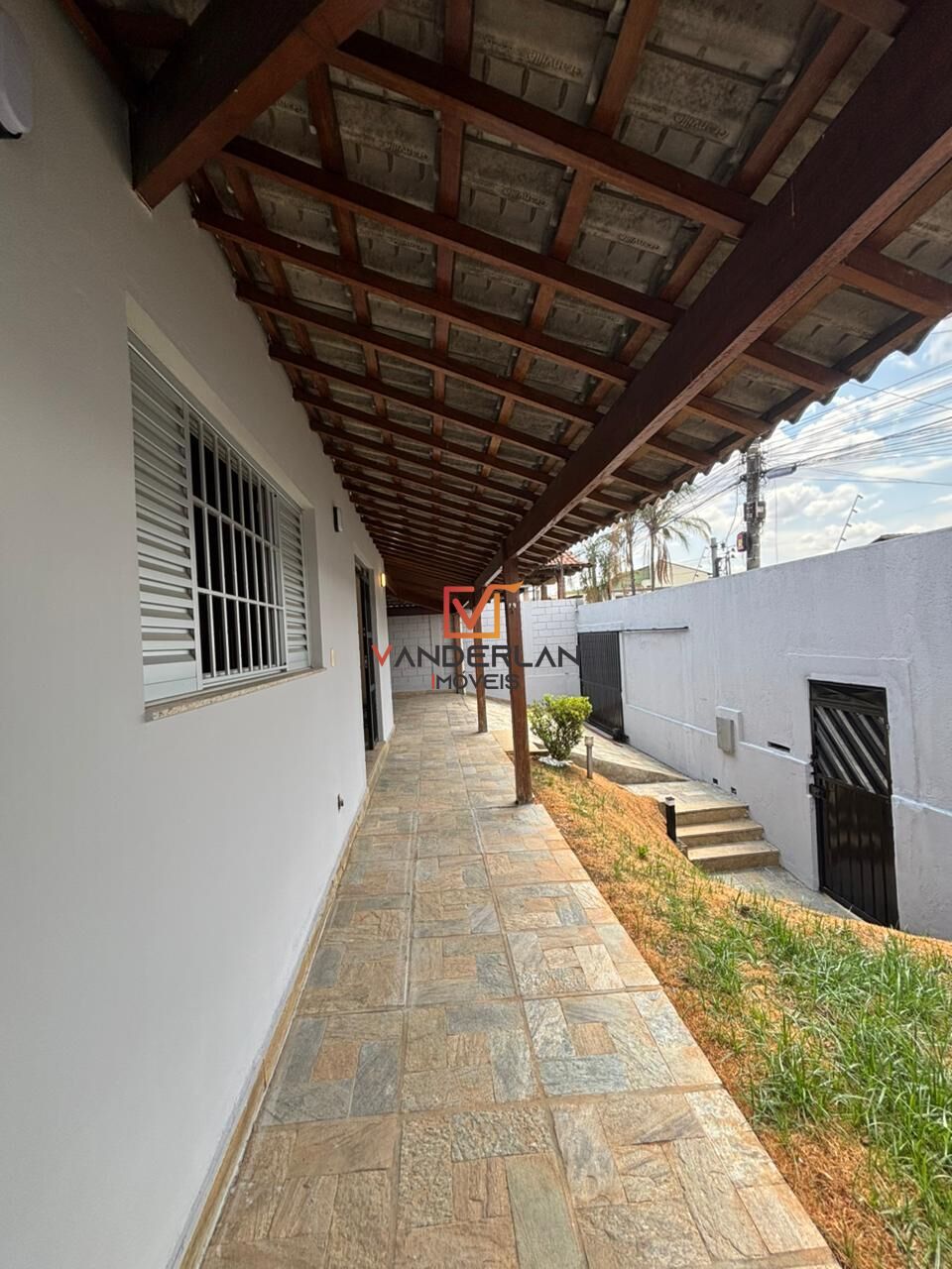 Casa à venda com 3 quartos - Parque Jardim Soli,Pedro Leopoldo