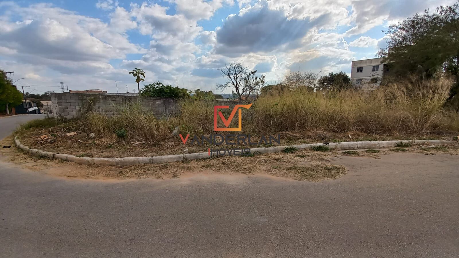 Terreno à venda - Novo Campinho,Pedro Leopoldo