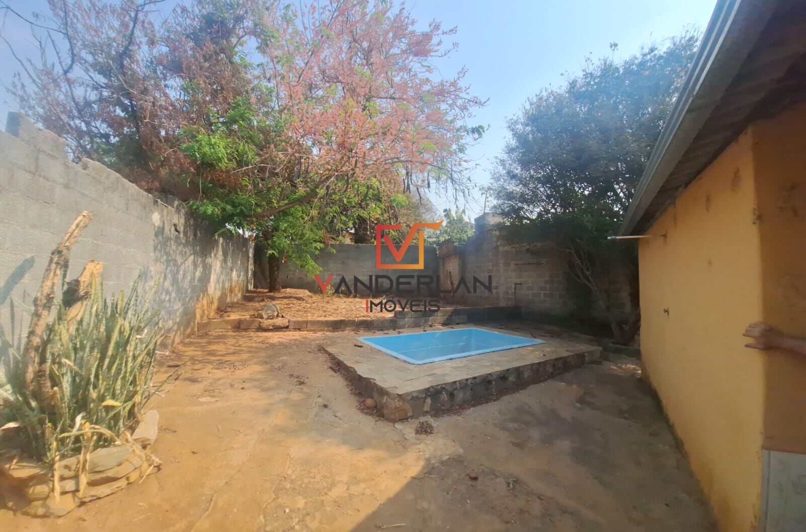 Casa à venda com 2 quartos - Lagoa de Santo Antonio,Pedro Leopoldo