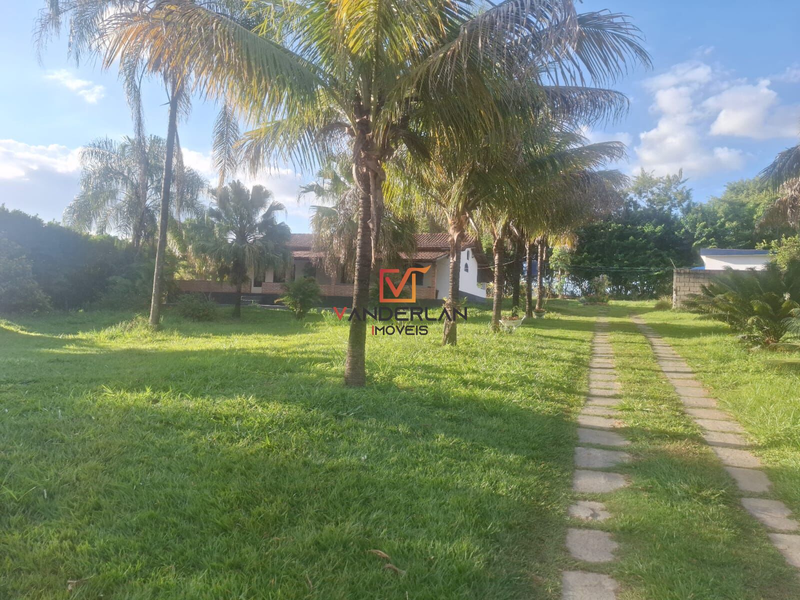 Sítio à venda com 3 quartos - Lagoa de Santo Antonio,Pedro Leopoldo