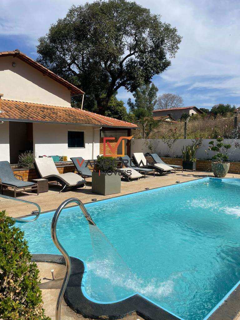 Sítio à venda com 3 quartos, 250,32m² - MOCAMBEIRO,Matozinhos